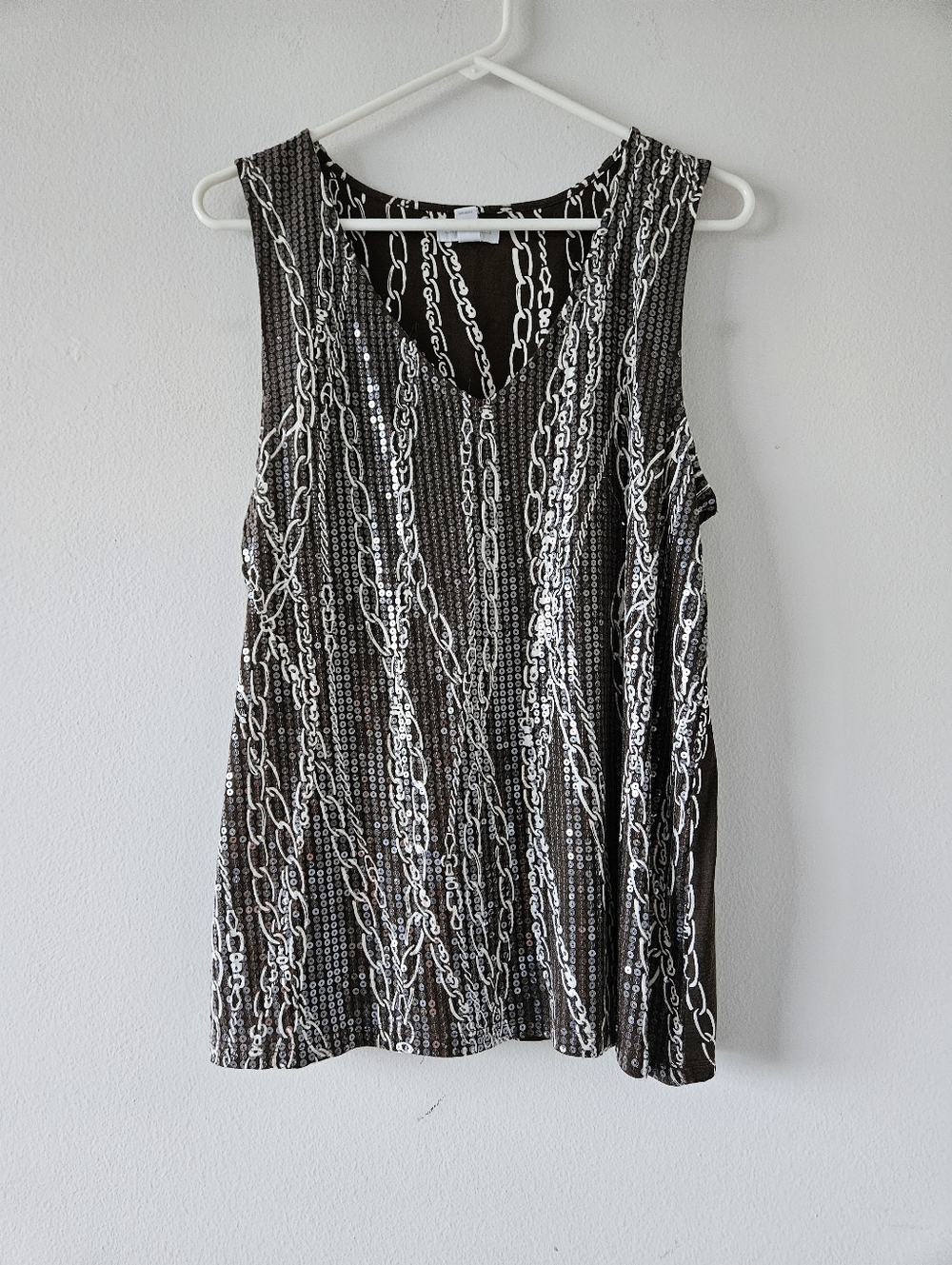 💥Sleeveless V-Neck Chain Print wth sequinsT Top - Brown & White size XL💥